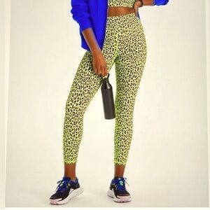 Fabletics Boost Powerhold 7/8 Leggings in Wavy Cheetah